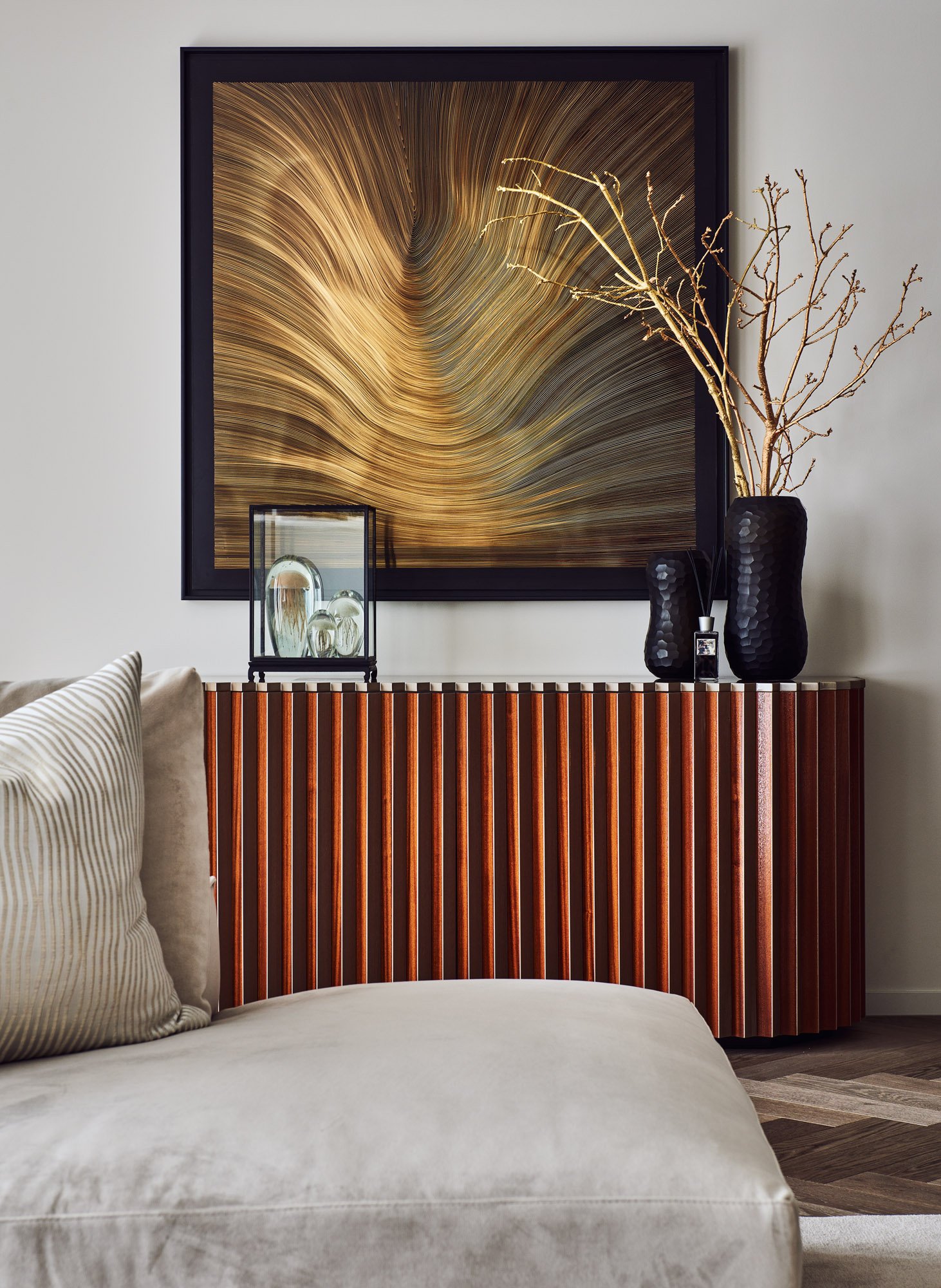 interior design gold wave lines painting